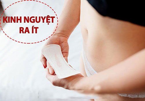 Kinh nguyệt ra ít phải làm sao? Bác sĩ phụ khoa chỉ cách khắc phục hiệu quả nhanh
